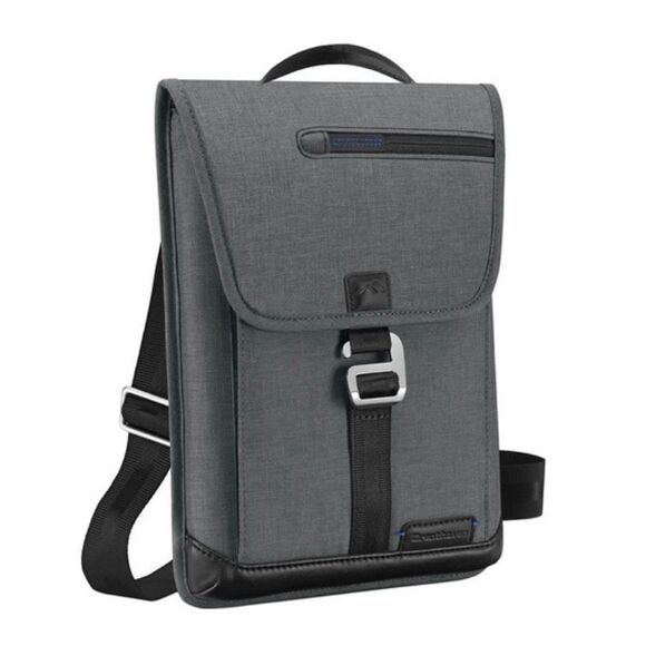 Brenthaven Collins Vertical Laptop Case NWOT - Picture 1 of 12